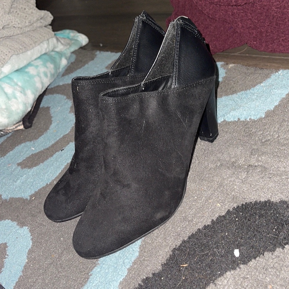 Black heels